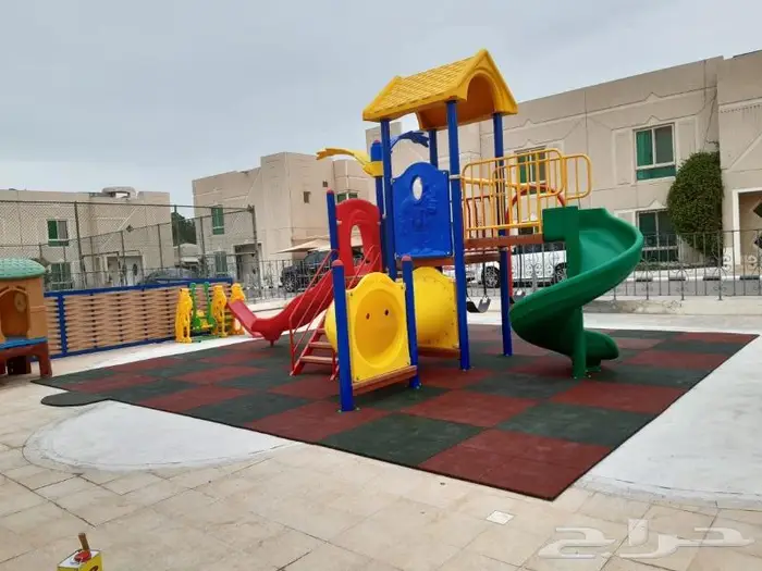 اثاث مطاعم العاب اطفال مظلات أثاث مطاعم 14