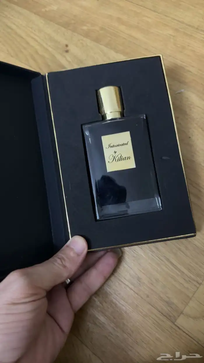 عطورت مطار دساتر اصليه بس بدون كرتون 18