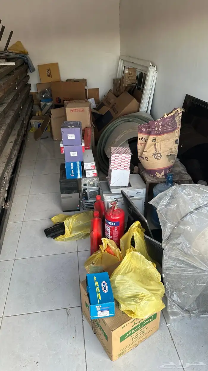 قطع غيار ايسوزو وشاحنات واجهزه كمبيوتر ورفوف 2