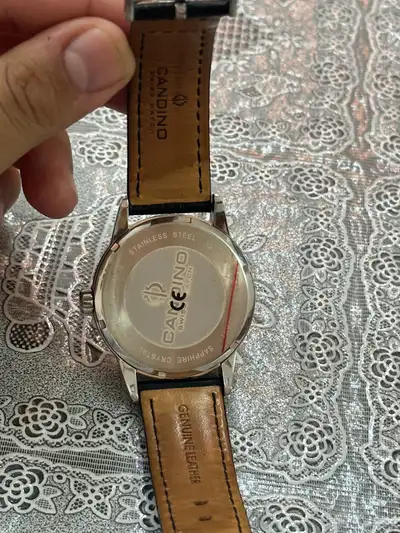 ساعة كاندينو سويسرية 10