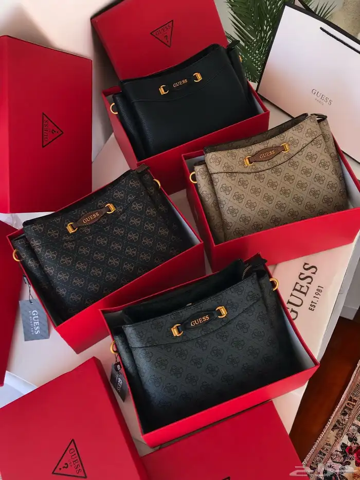 شنط نسائيه ماركات عالميه 19