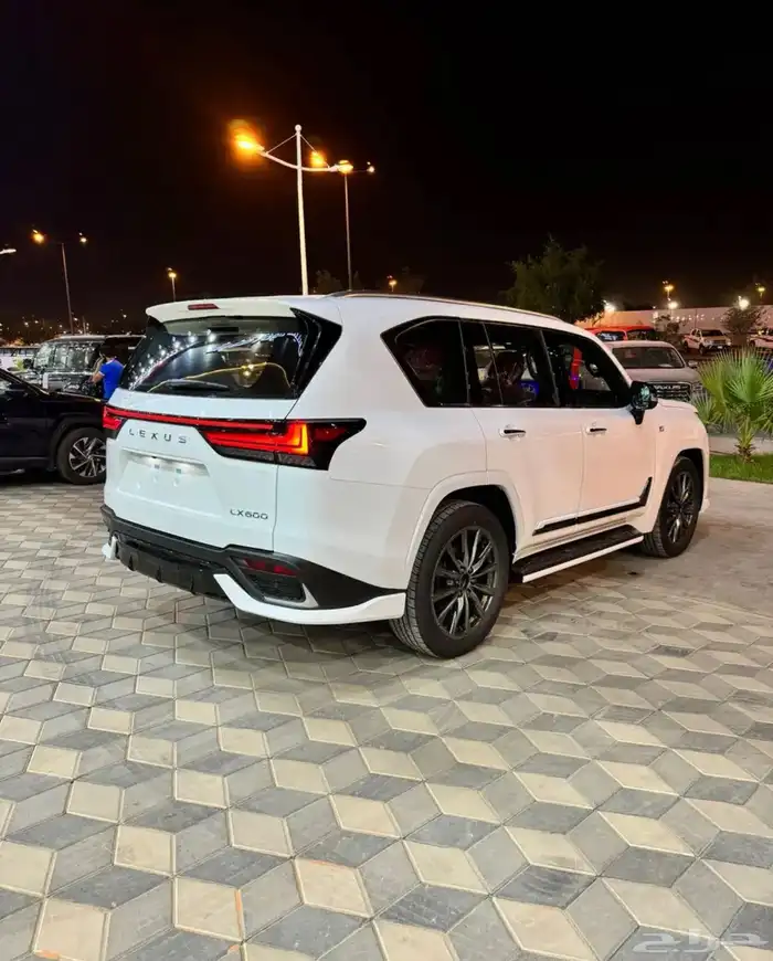 لكزز اف سبورت 2024 F sport سعر مميز تقسيط 2