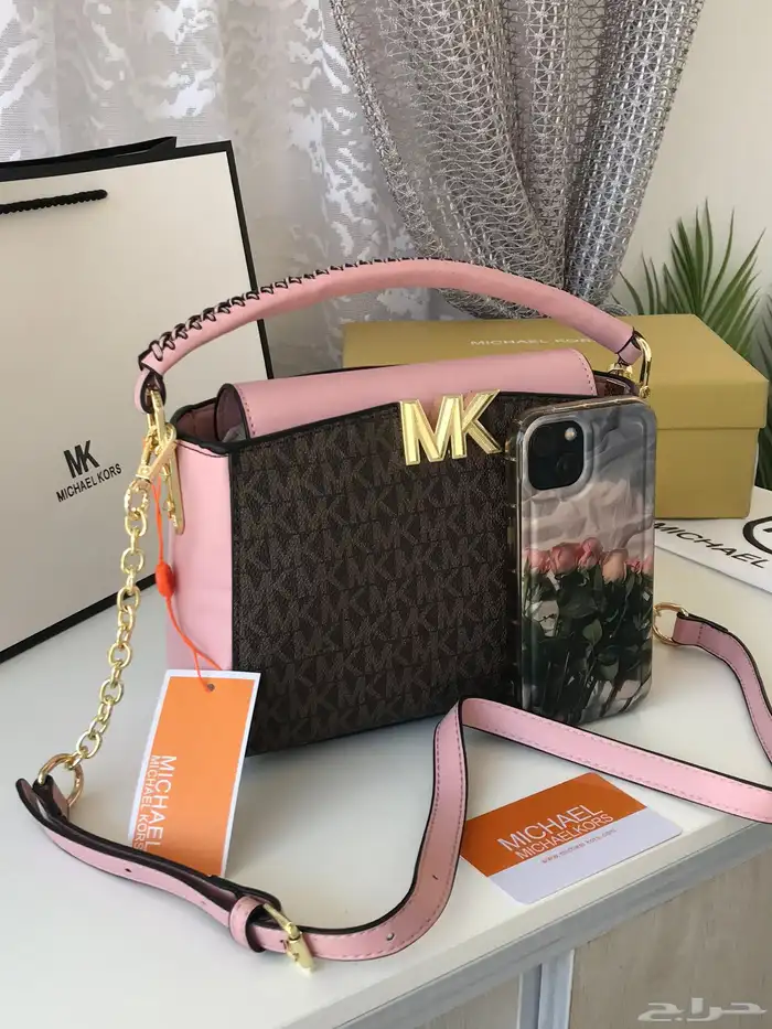 شنط نسائيه ماركات عالميه 28