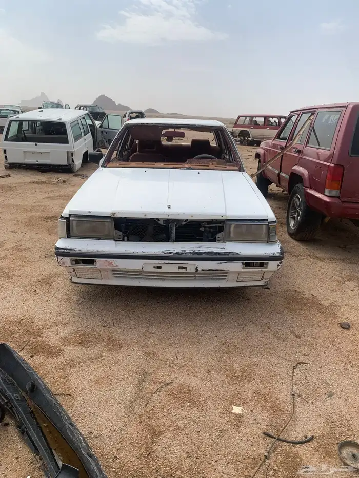 نيسان لورل 200L موديل 88 تشليح قطع غيار 1