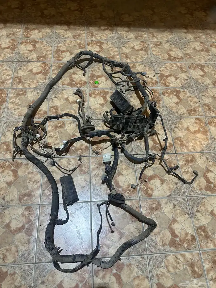 للبيع قطع نيسان باترول فتك 98 2004 94