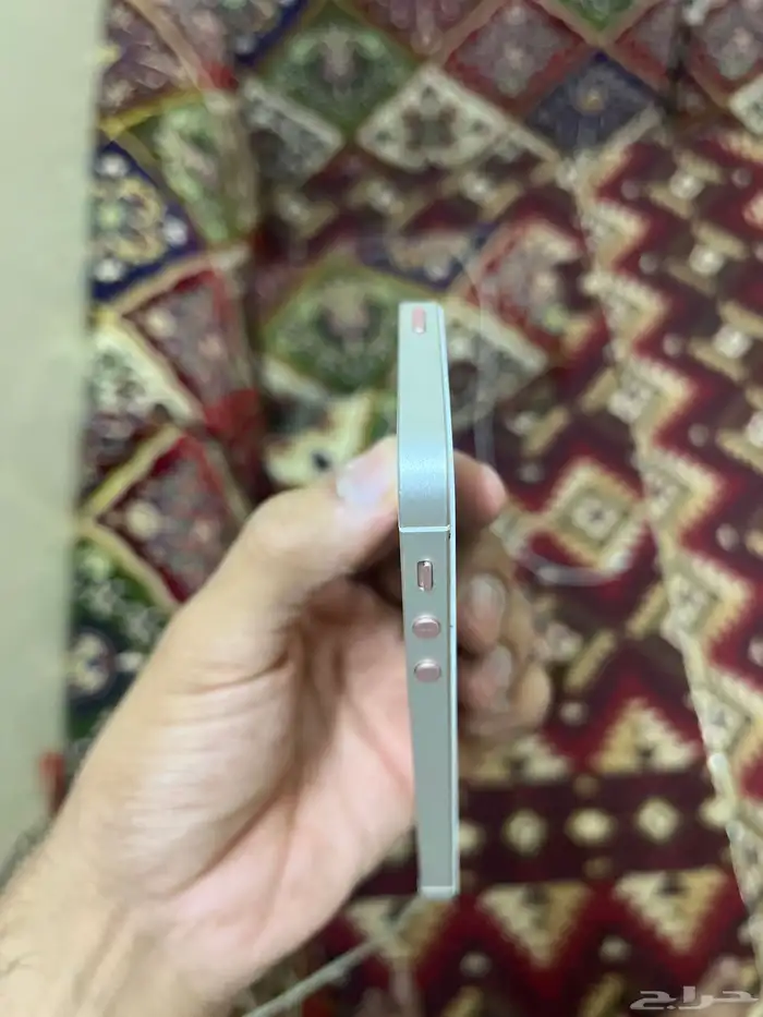 ايفون se الجيل الأول 2