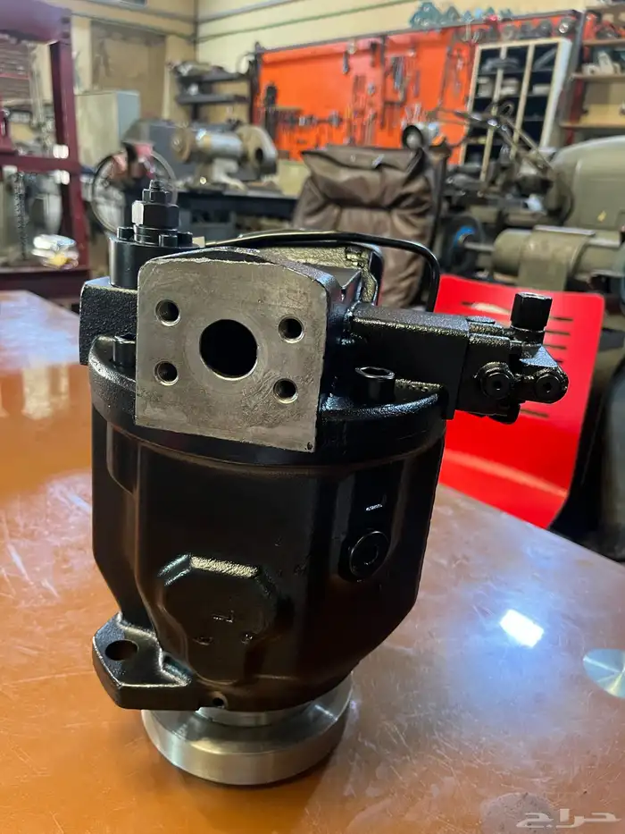 طرمبة هيدروليك عرجة كتربلر 5