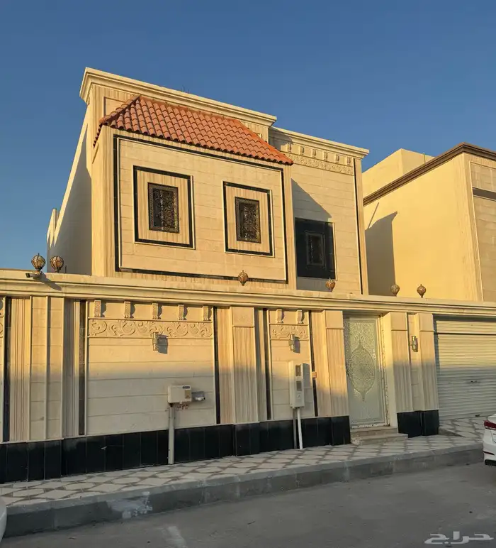 فيلا للبيع بالخبر حي الصواري 0