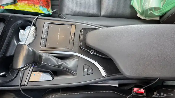 لكسز ux250 SUV AWD 2021 فل كامل Luxury 14