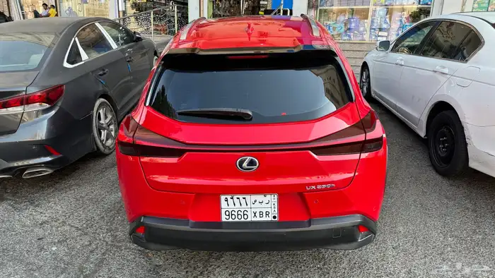 لكسز ux250 SUV AWD 2021 فل كامل Luxury 7