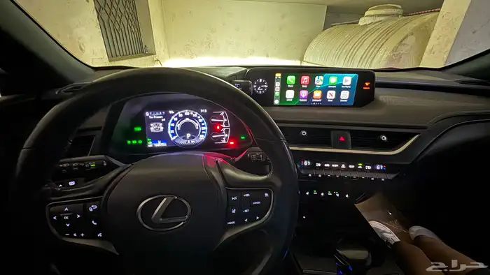 لكسز ux250 SUV AWD 2021 فل كامل Luxury 16
