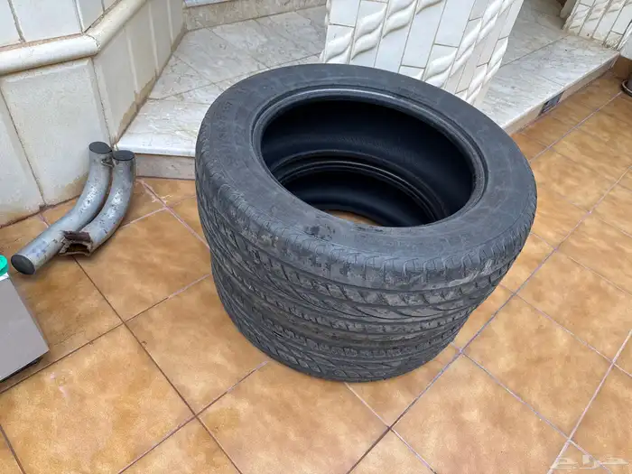 كفرات يركبن على سكويا وعلى جنوط مقاس 20 كفرين 2