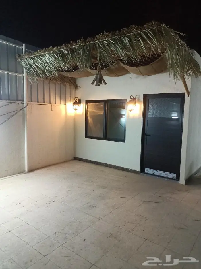 مظلات وسواتر وكراسى سعف النخيل 15