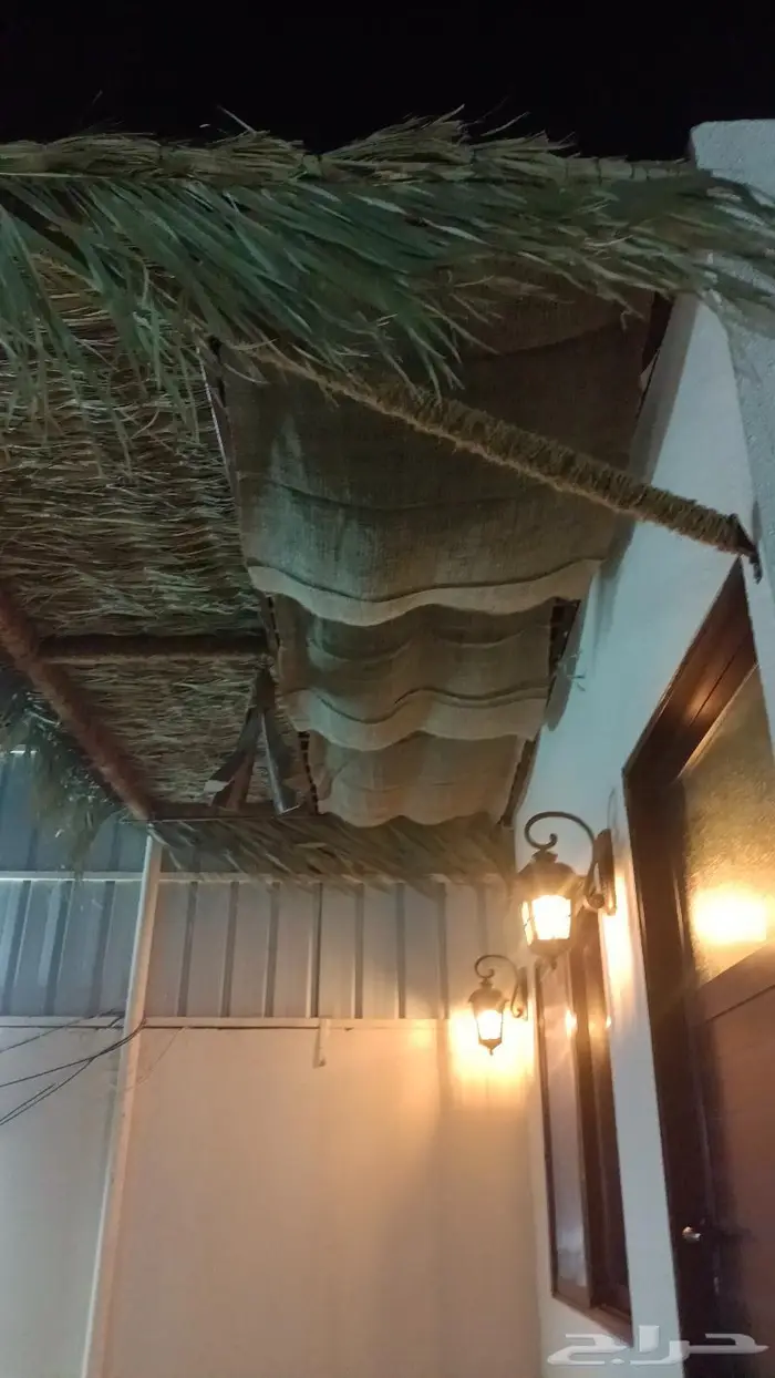 مظلات وسواتر وكراسى سعف النخيل 0