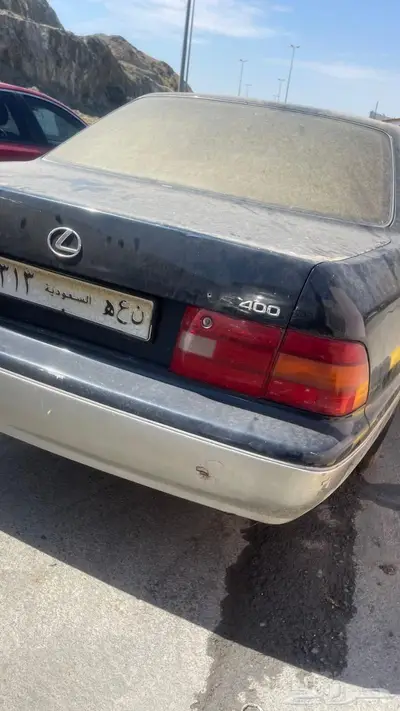 للبيع لكزس LS 400 97 الحد النهائي 7000 السيارة مع اللوحه 0