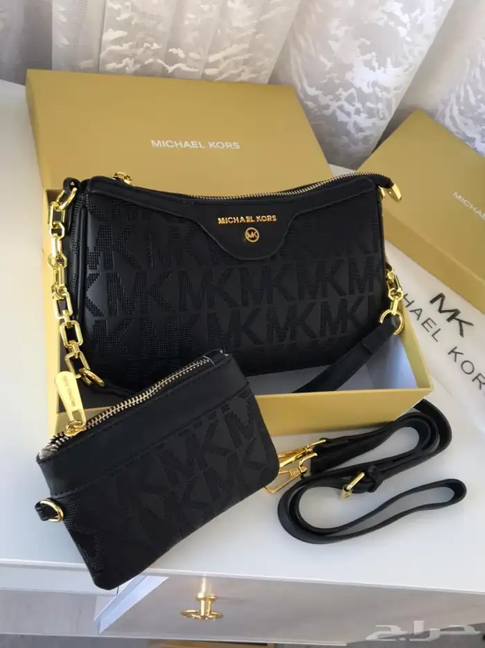 شنط نسائيه ماركات عالميه 12