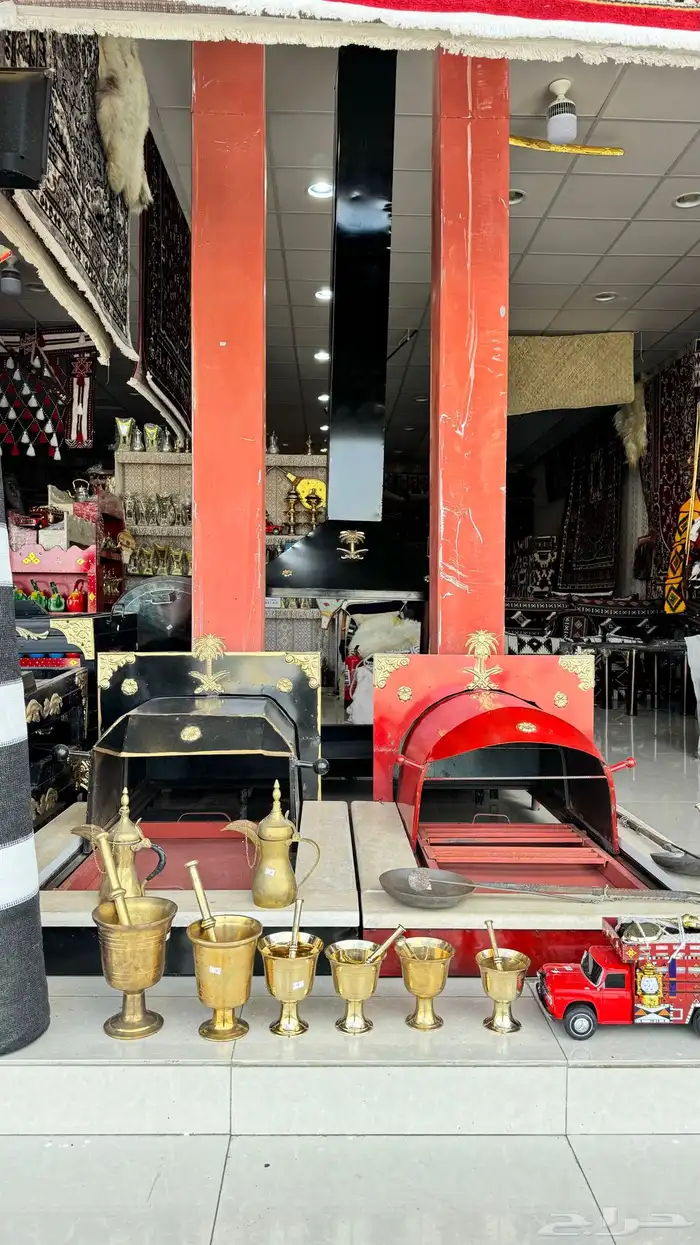 رفوف خشب ومشبات وجلسات 3