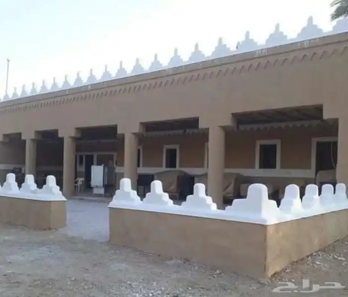 قرميد توريد وتركيب وبيوت شعر مظلات مشبات هناقر 10