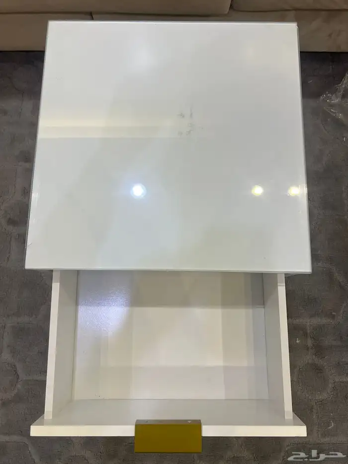 طاولات شبه جديده 1