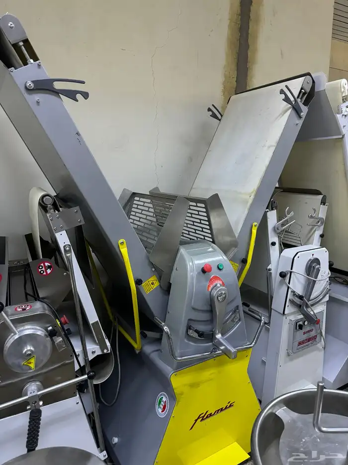 معدات مطاعم مستعمله نضيف شبه جديد 30