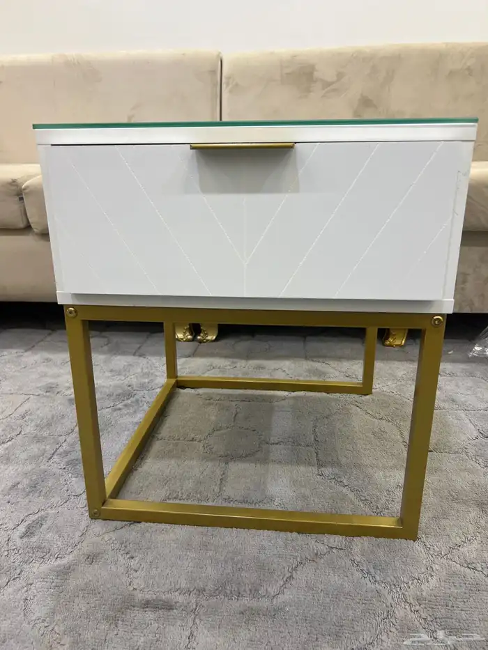 طاولات شبه جديده 0