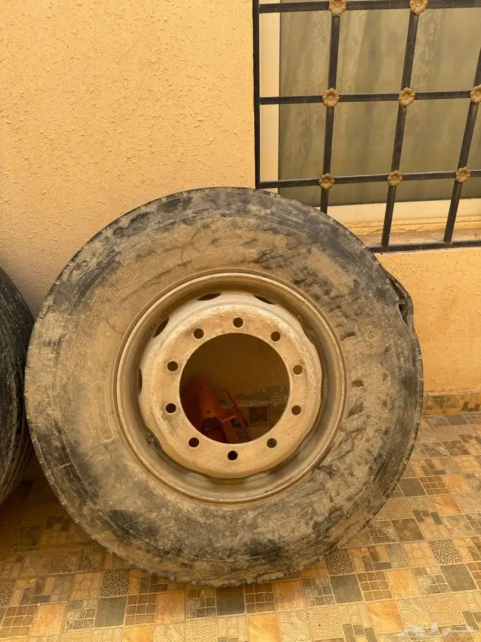 جنوط تريله سنقل وعادي العدد 2 مقاس 22 ونص 2