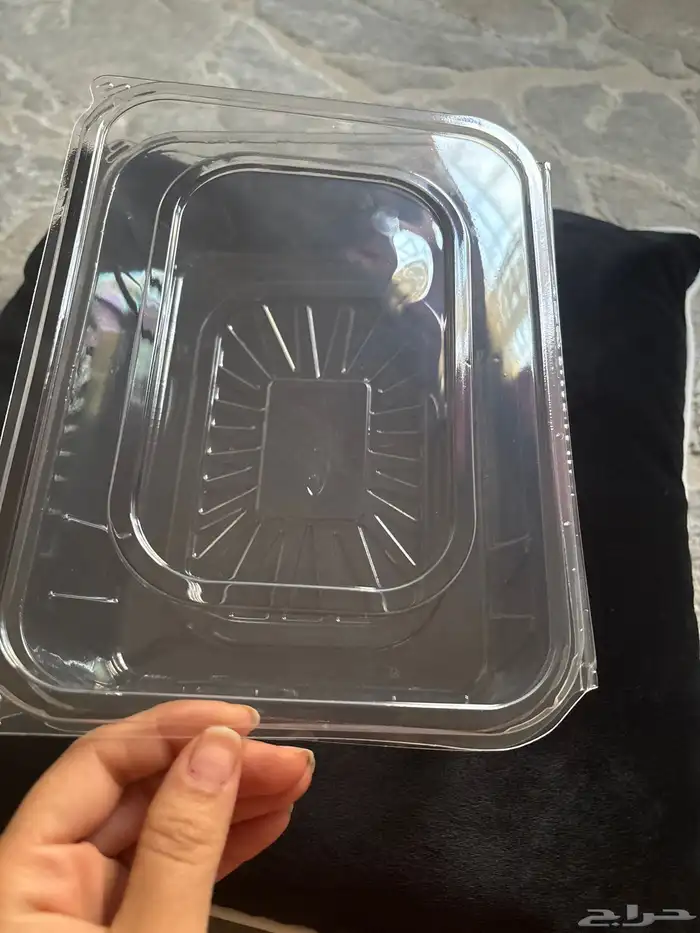 اسر المنتجه لدي علب بلاستيك 2