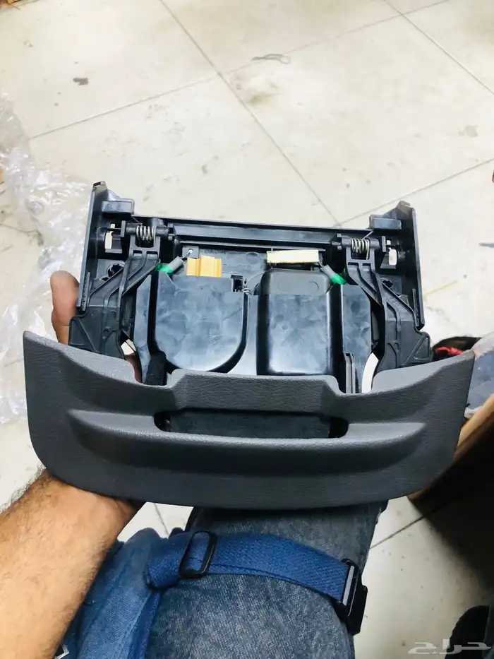 اصلاح درج(حامل الاكواب)فورد 5