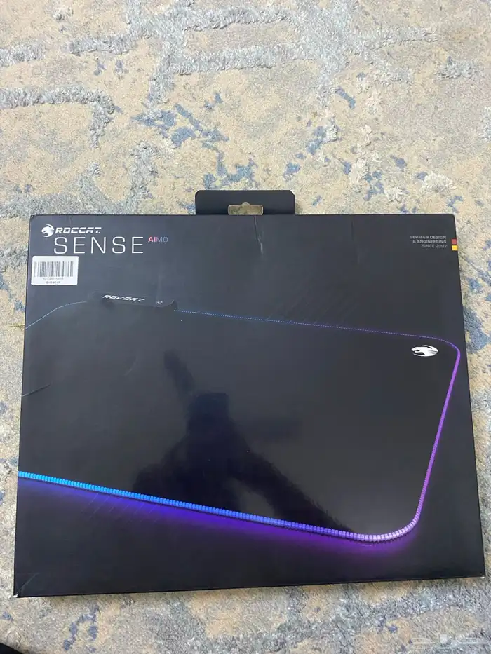 للبيع شاشة قيمنق Devo وماوس باد Roccat 2