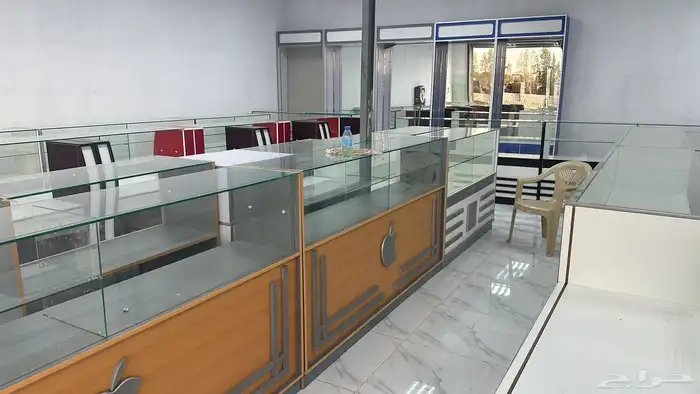 Batarina glass tables for sale 15