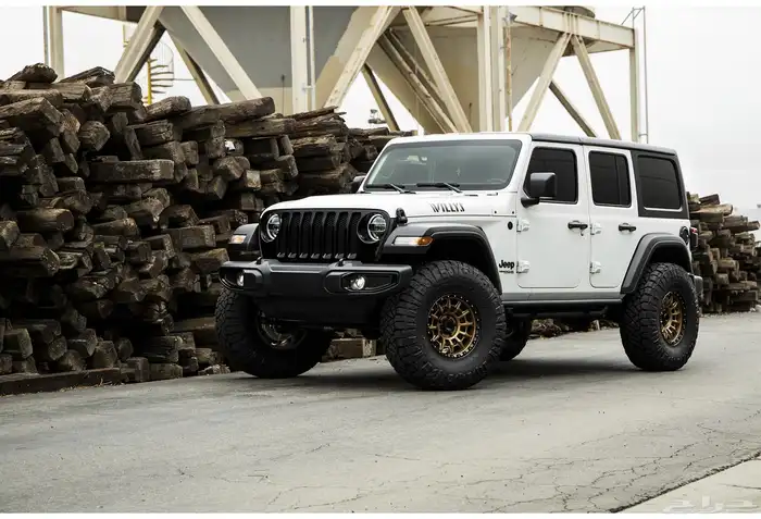 نوفر لكم جميع انواع الجنوط لجميع السيارات - بيدلوك 13