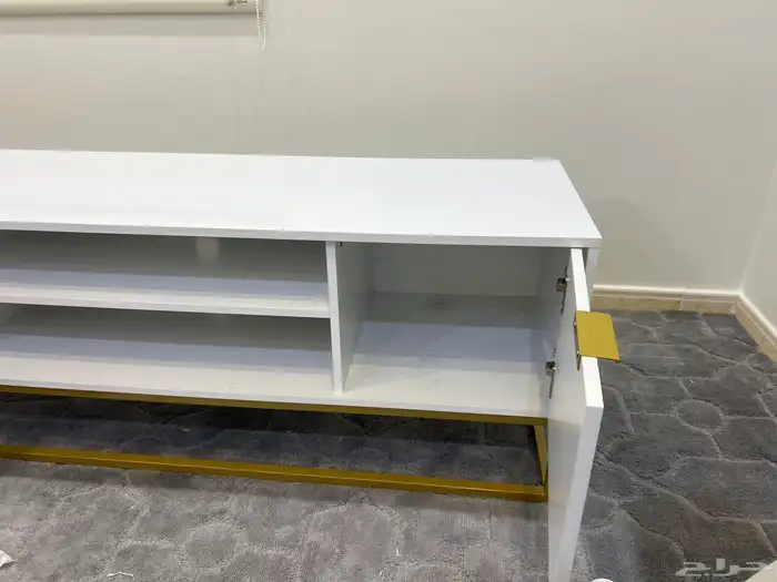 طاولات شبه جديده 4