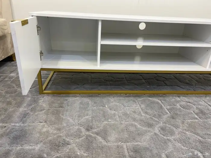 طاولات شبه جديده 5