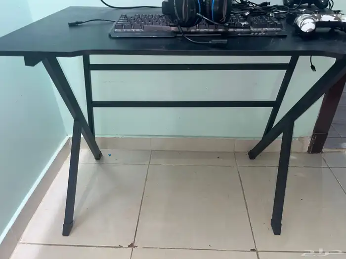 طاوله قيمنق حرف K 0
