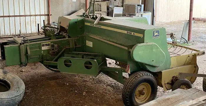 للبيع لبانه مستعمله (الخريف) 0