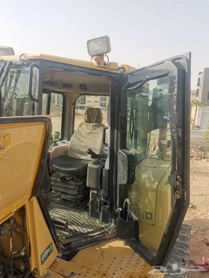 للبيع بلدوزر 6-D-155Ax كوماتسو حديث نظيف 2008حد مستعجل270الف 11