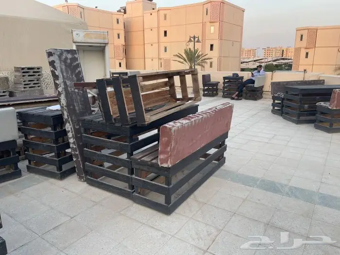 طاولات خارجية ريفي للبيع 4