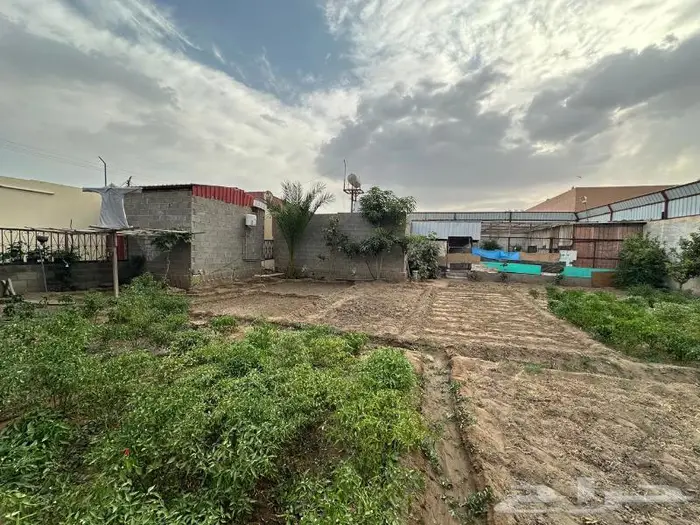 للبيع استراحات بحي الصناعية 7