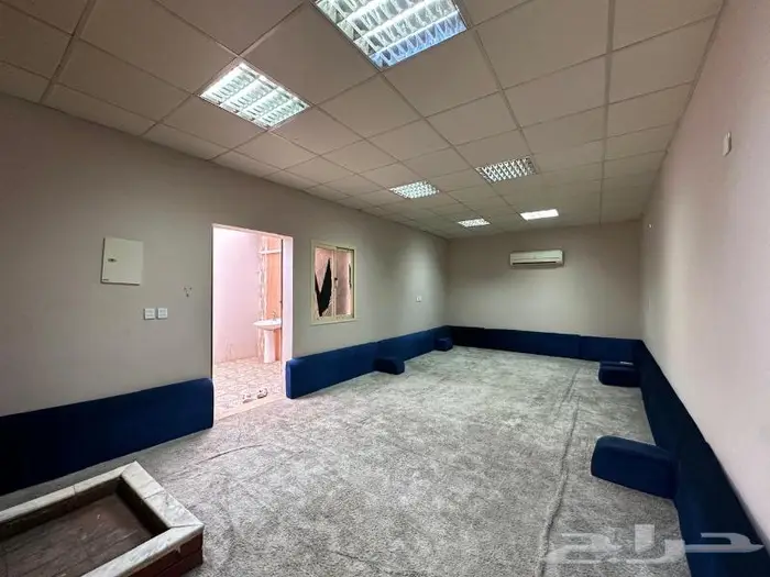 للبيع استراحات بحي الصناعية 11