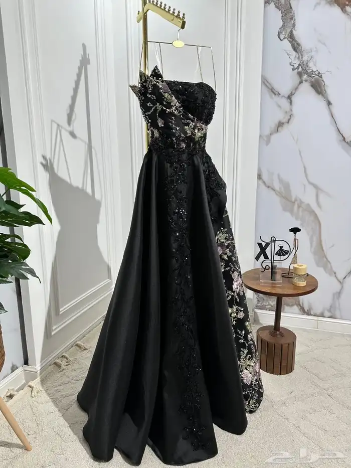 افخم فساتين الاعراس والمناسبات 23