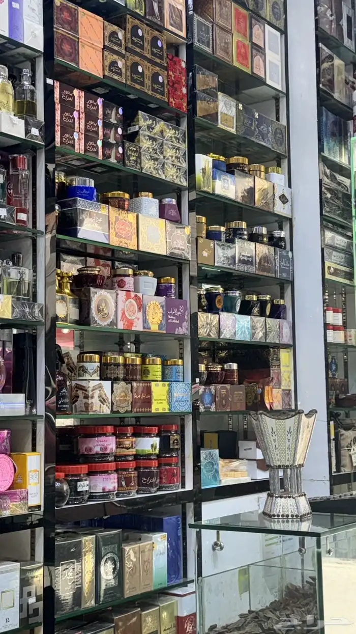 نوفر جميع عطور الماركات العالمية الاصليه باسعار جملة الجمله 78