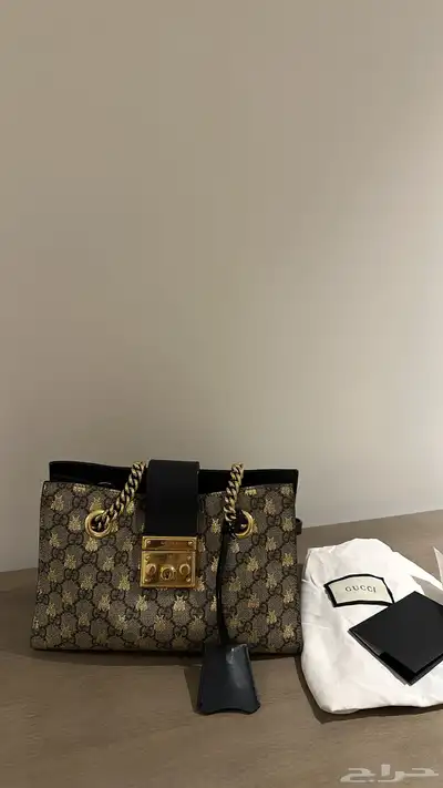 شنطة قوتشي اصلي 0