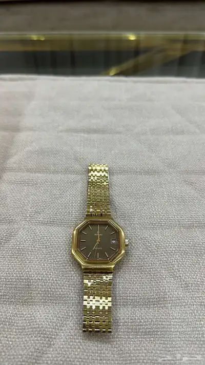 ساعة رادو فنتج ذهبية 0
