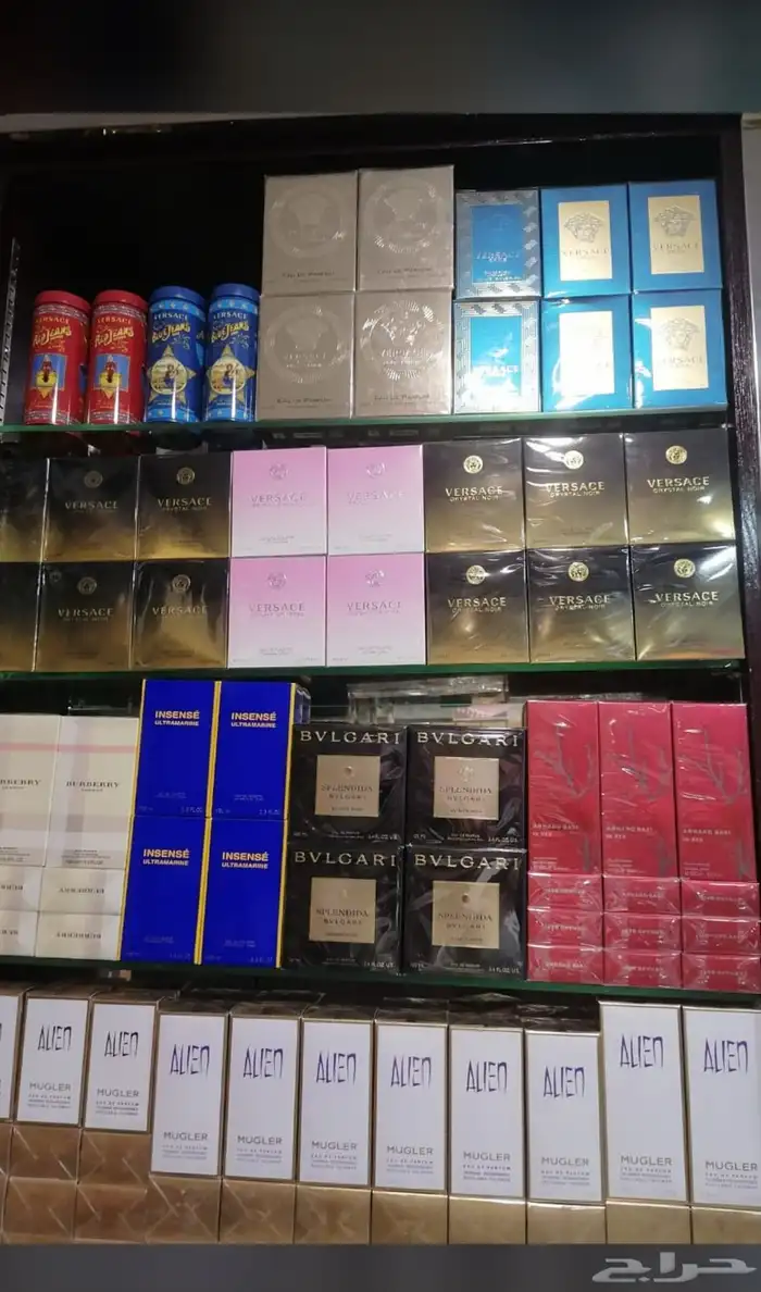 عطور عطرالعطر الي نفسك فيه رسله لي وتساب واوفره لك باقل سعر 50