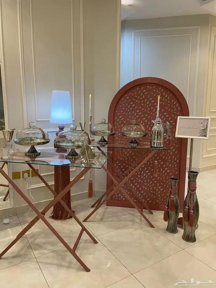 طاولات ضيافه للايجار(Silver Table) 3