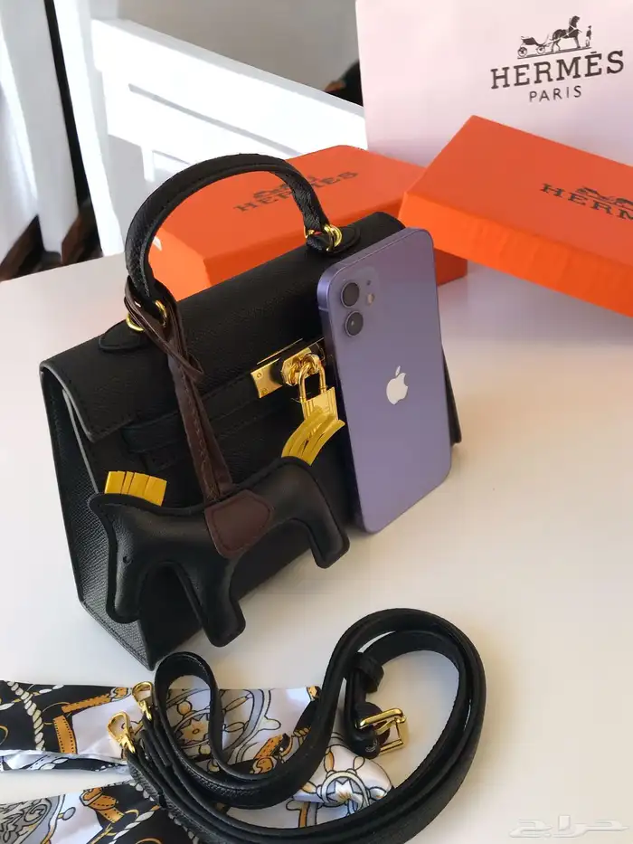 شنط هرمز بسعر مخفض 10