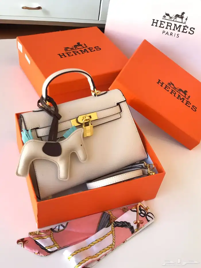 شنط هرمز بسعر مخفض 5