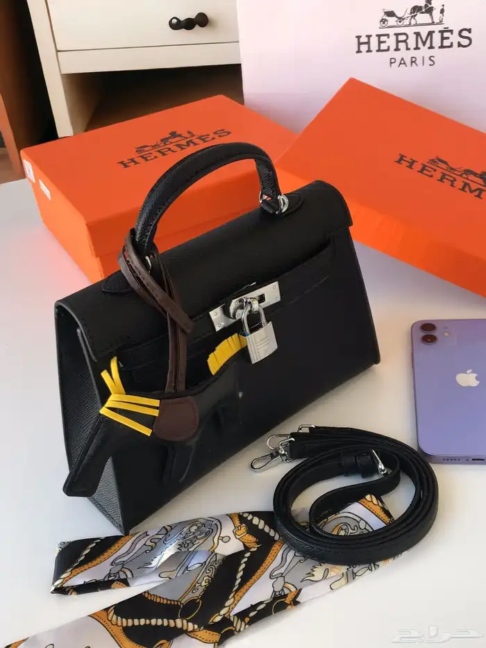 شنط هرمز بسعر مخفض 11