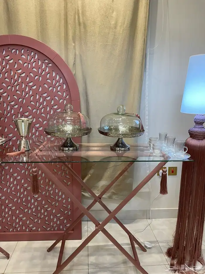 طاولات ضيافه للايجار(Silver Table) 0