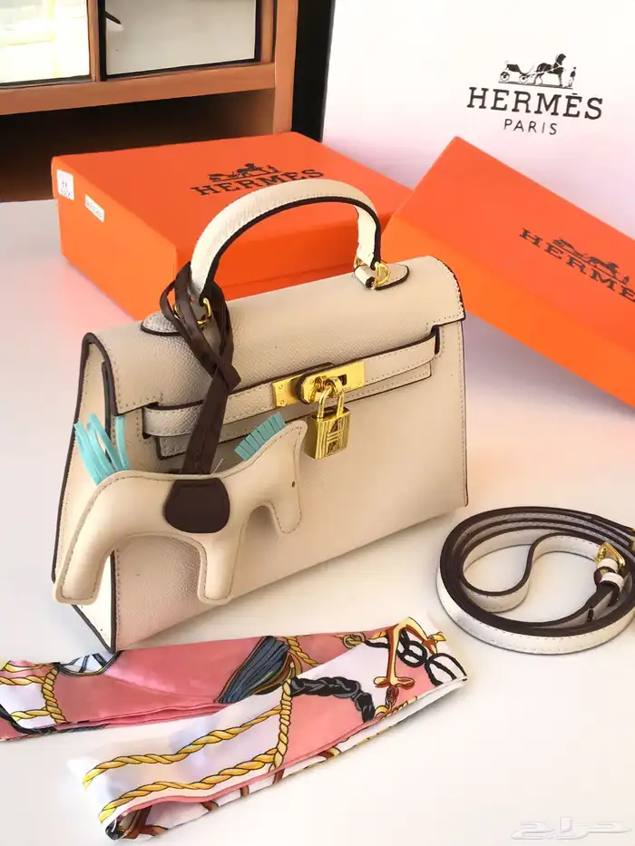 شنط هرمز بسعر مخفض 12